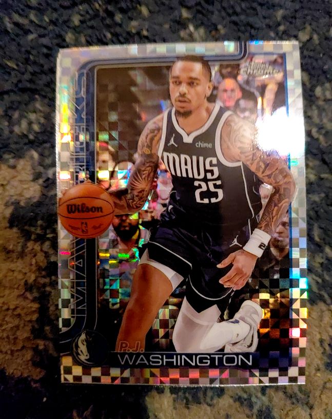 2025-26 Topps Chrome #19 P.J. Washington — front