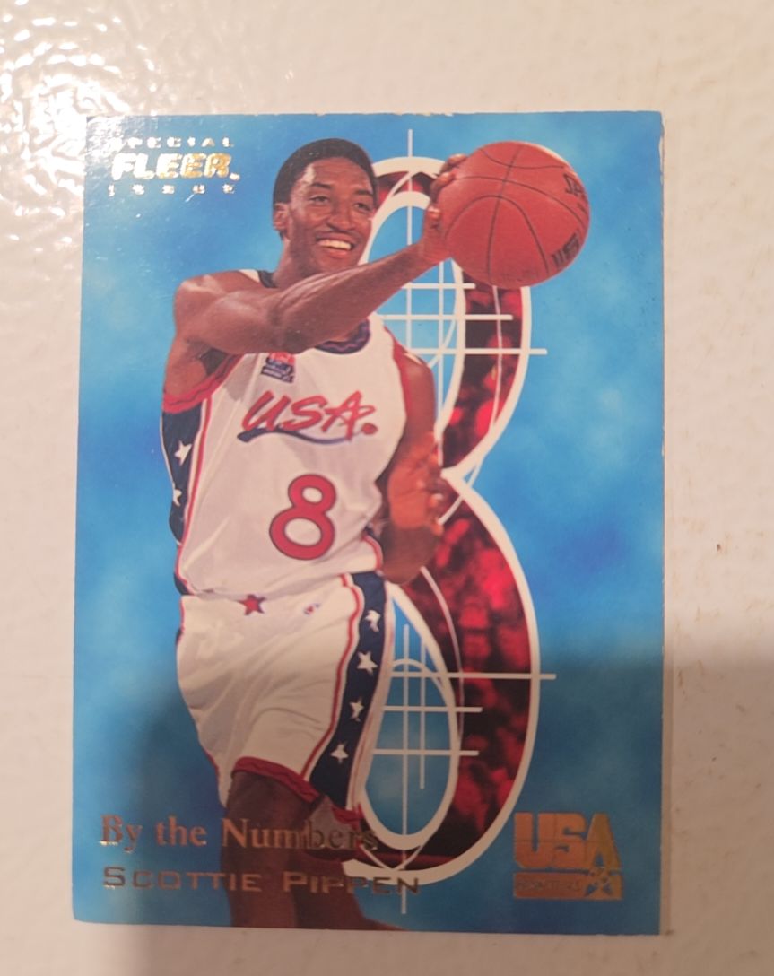 1996 Fleer USA #17 Scottie Pippen — front