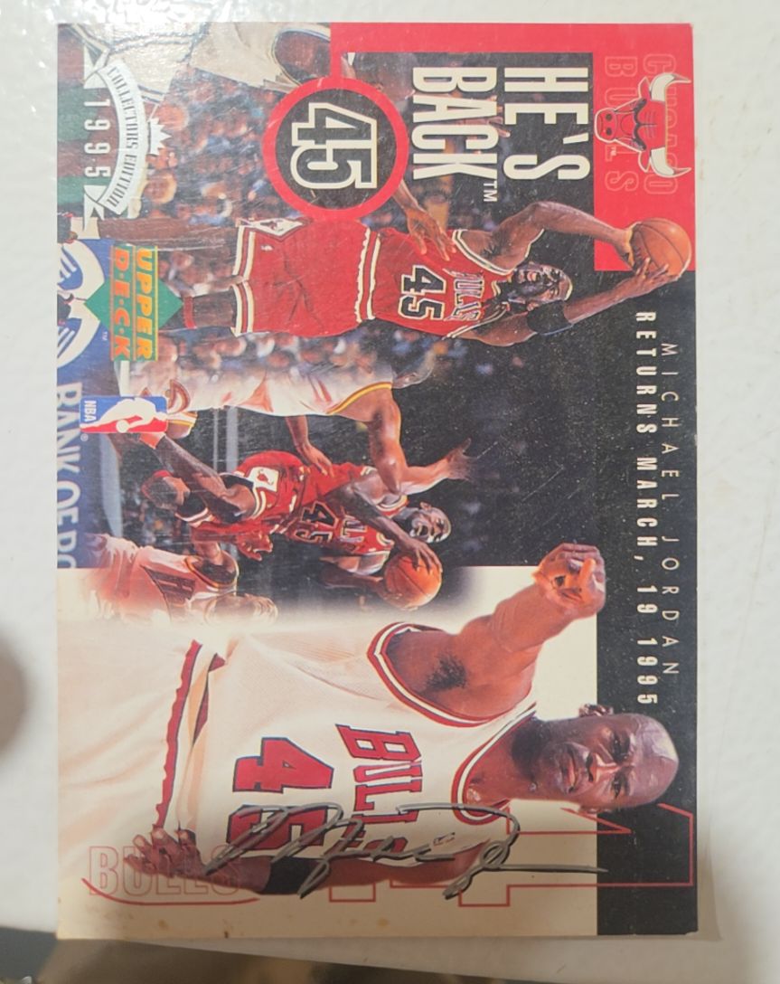 1995 Upper Deck He's Back #45 Michael Jordan — front