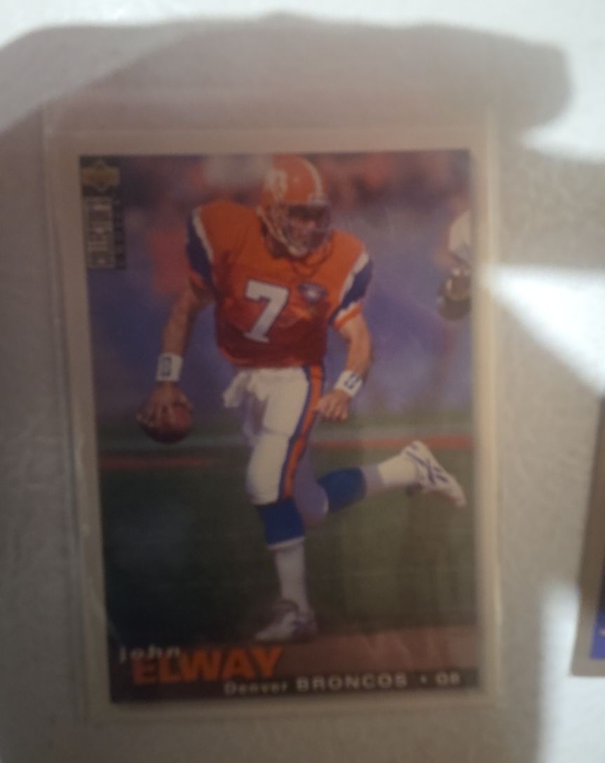 1995 Upper Deck Collector's Choice #88 John Elway — front