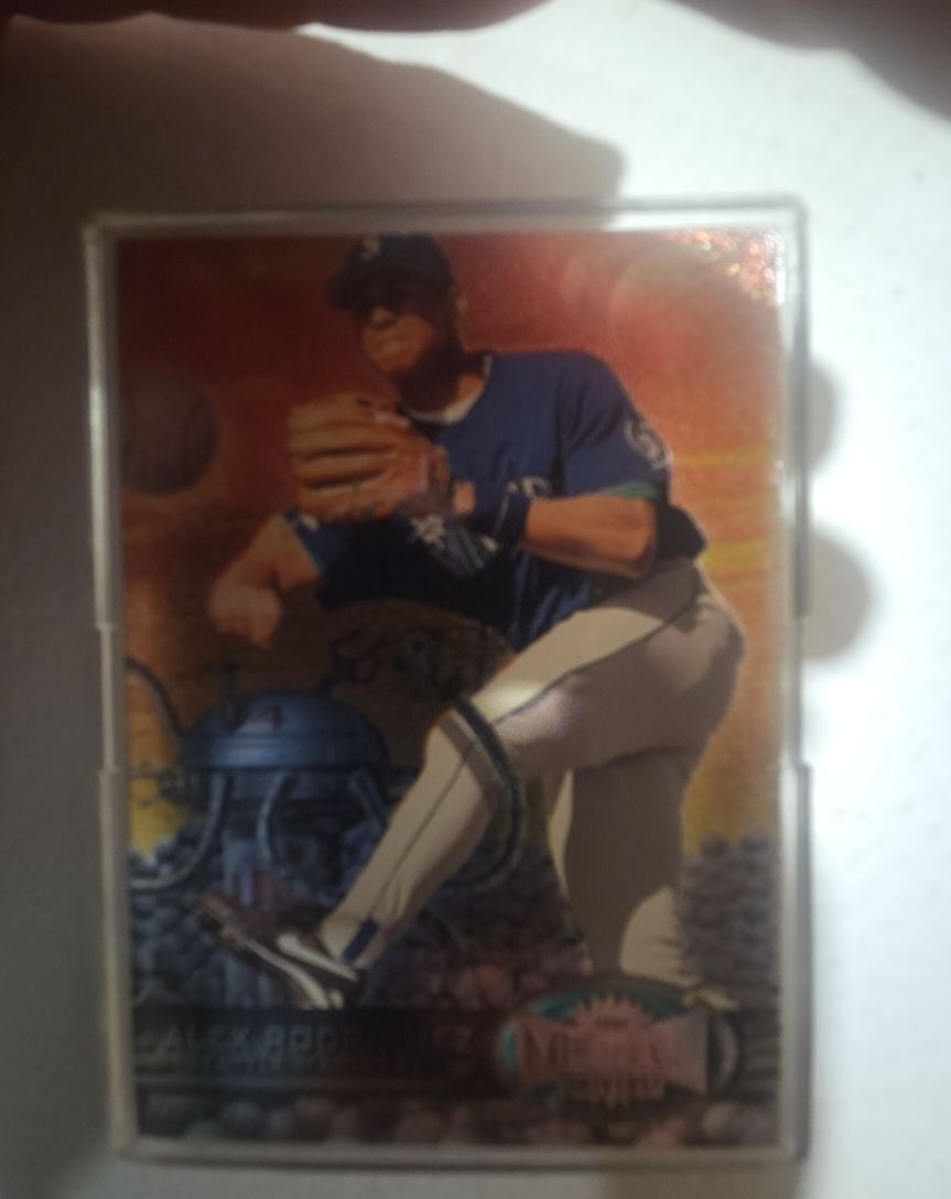 1997 Fleer Skybox Metal Universe #149 Alex Rodriguez — front
