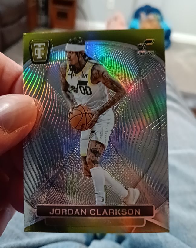2024-25 Panini Totally Certified #118 Jordan Clarkson — front