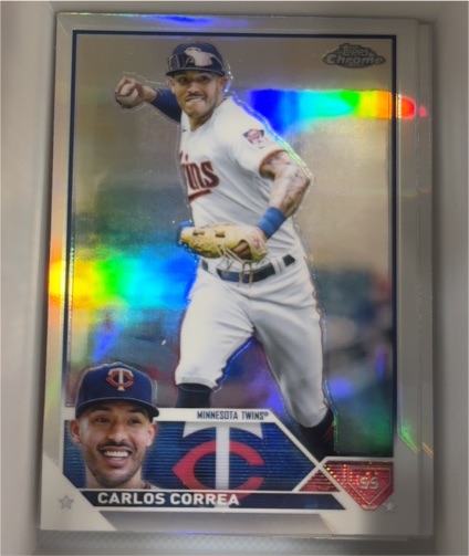 2023 Topps Chrome #140 Carlos Correa — front