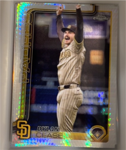 2025 Topps Chrome #212 Dylan Cease — front