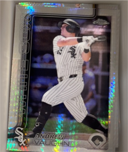 2025 Topps Chrome #235 Andrew Vaughn — front
