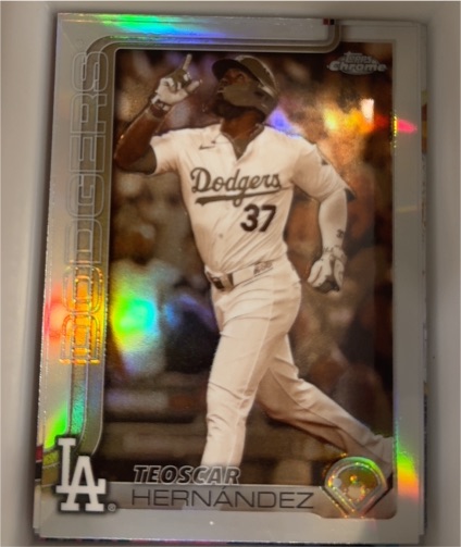 2025 Topps Chrome #128 Teoscar Hernandez Sepia Refractor — front