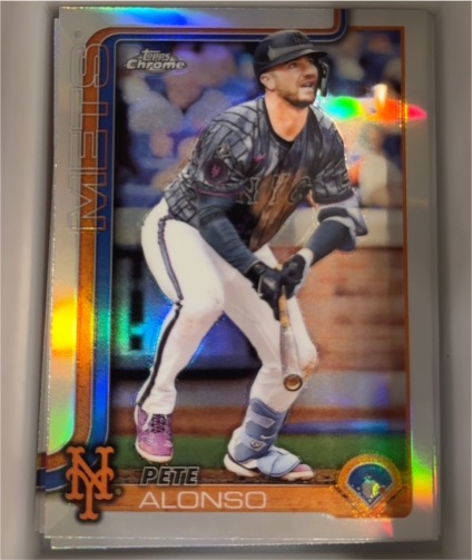 2025 Topps Chrome #136 Pete Alonso — front
