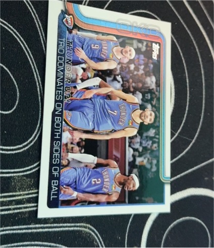 2025-26 Topps #288 Thunder Up!: Trio Dominates On Both Sides Of Ball Oklahoma City Thunder — front