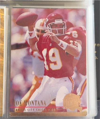 1994 Fleer Ultra #145 Joe Montana Kansas City Chiefs — front