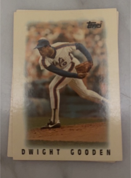 1986 Topps Major League Leaders Minis #52 Dwight Gooden — front