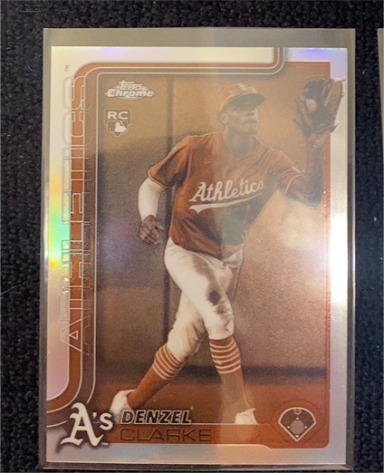 2025 Topps Chrome Update #US14 Denzel Clarke — front