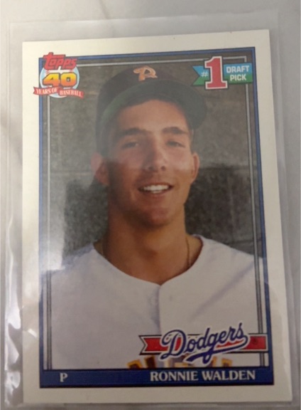 1991 Topps #596 Ronnie Walden — front