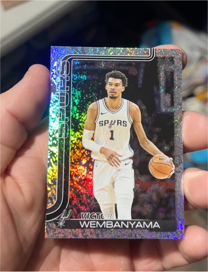 2025-26 Topps #195 Victor Wembanyama — front