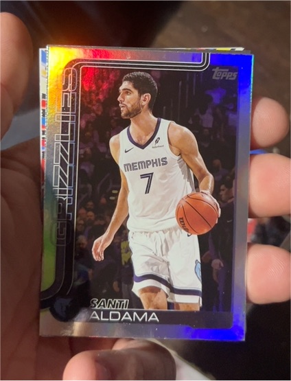 2025-26 Topps #187 Santi Aldama — front