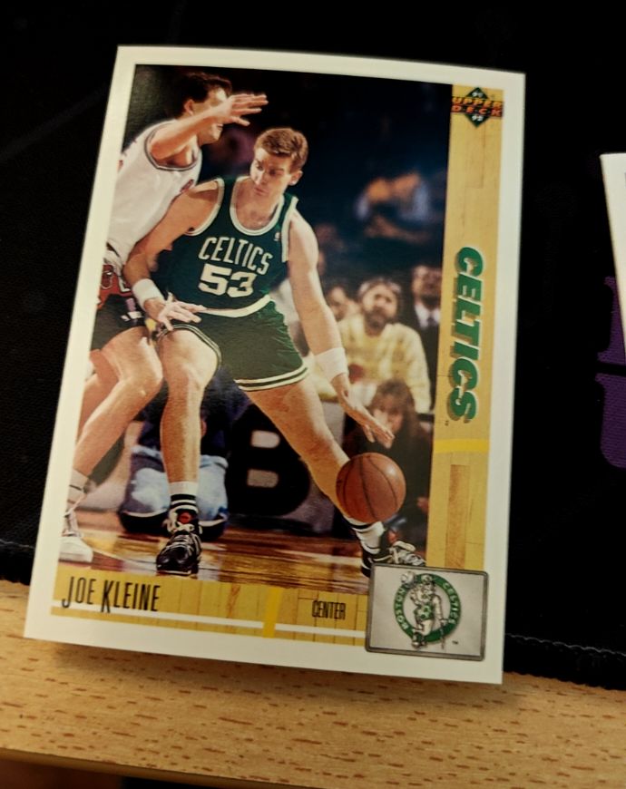 1991-92 Upper Deck #107 Joe Kleine — front