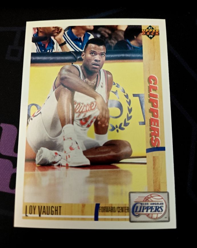 1991-92 Upper Deck #138 Loy Vaught — front