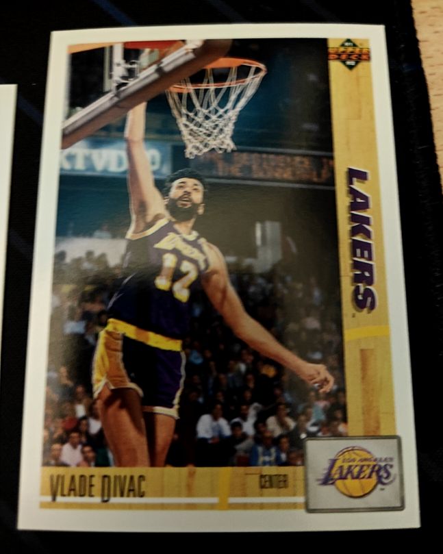 1991-92 Upper Deck #175 Vlade Divac — front