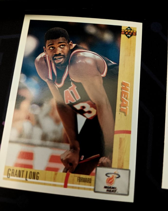 1991-92 Upper Deck #192 Grant Long — front