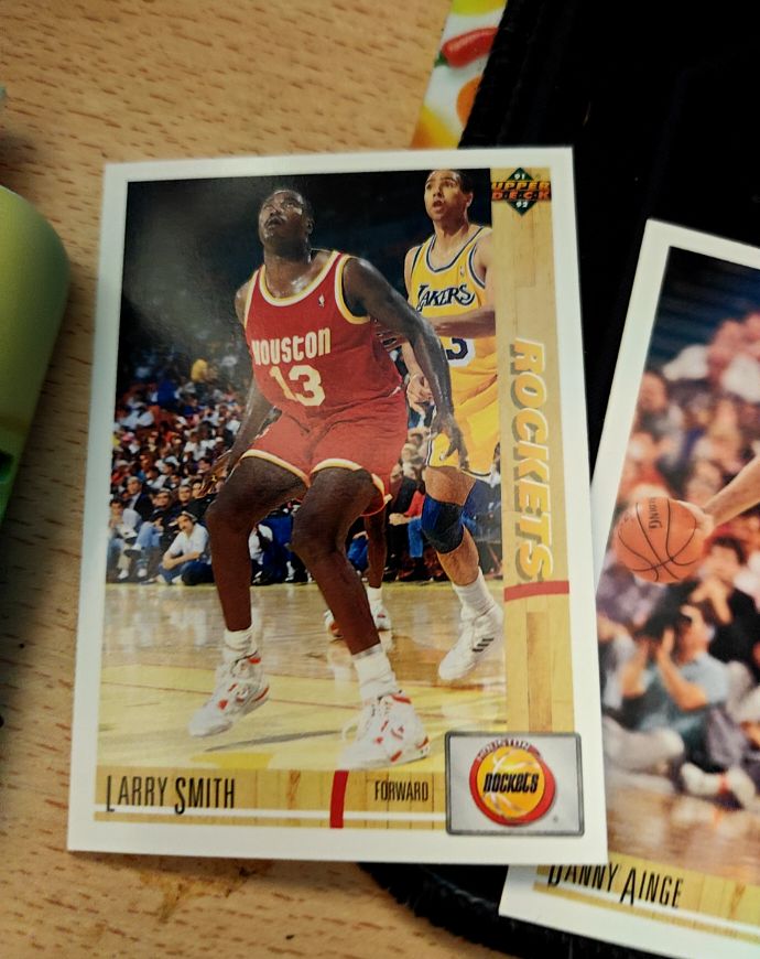 1991-92 Upper Deck #280 Larry Smith — front