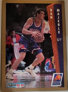 1992-93 Fleer #182 Dan Majerle — front
