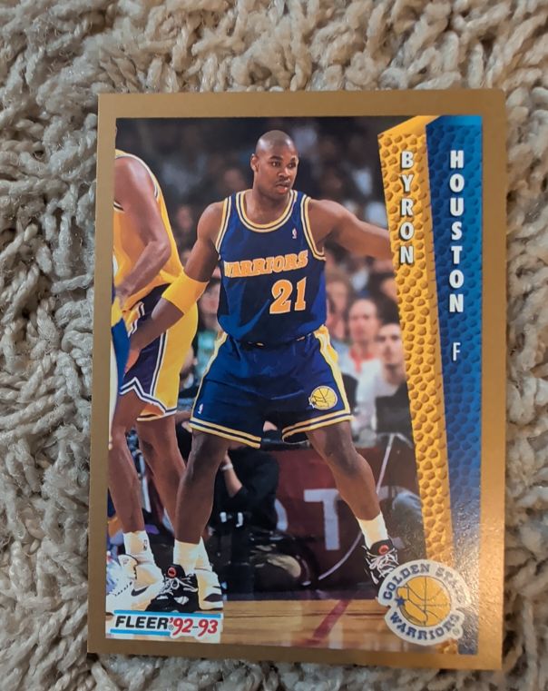 1992-93 Fleer #340 Byron Houston — front