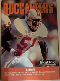 1992 SkyBox Impact #303 Broderick Thomas — front