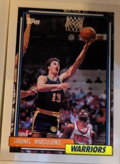 1992-93 Topps #357 Sarunas Marciulionis — front