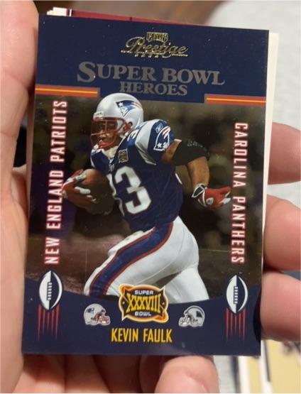 2004 Playoff Prestige Super Bowl Heroes #SB-8 Kevin Faulk — front