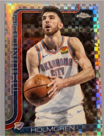 2025-26 Topps Chrome #134 Chet Holmgren — front