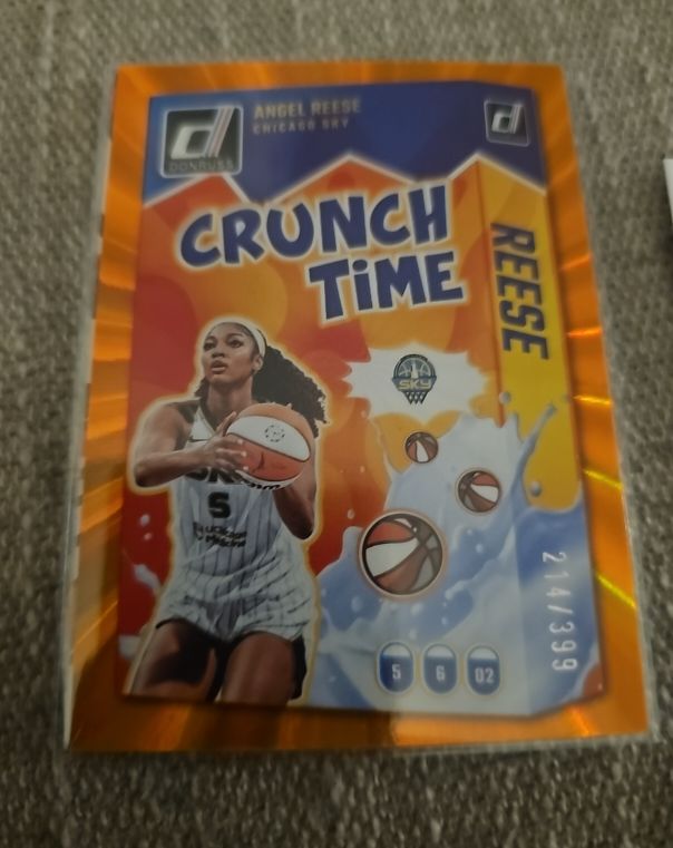 2025 Panini Donruss WNBA #7 Angel Reese Crunch Time — front