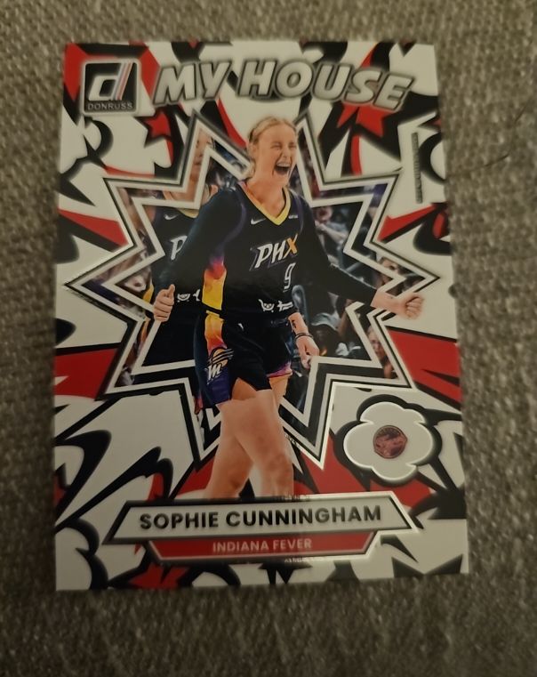 2025 Panini Donruss WNBA #19 Sophie Cunningham — front