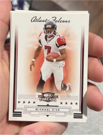 2006 Donruss Threads #23 Michael Vick — front
