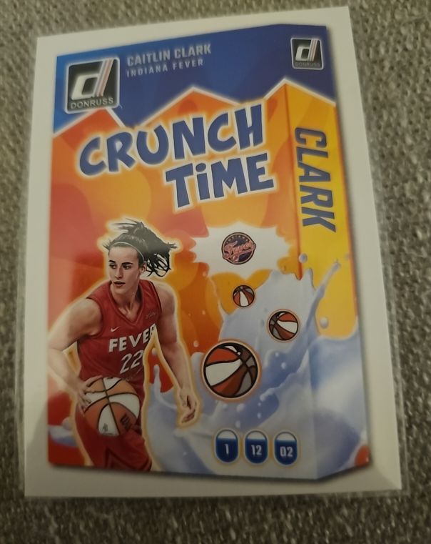2025 Donruss WNBA #5 Caitlin Clark Crunch Time — front