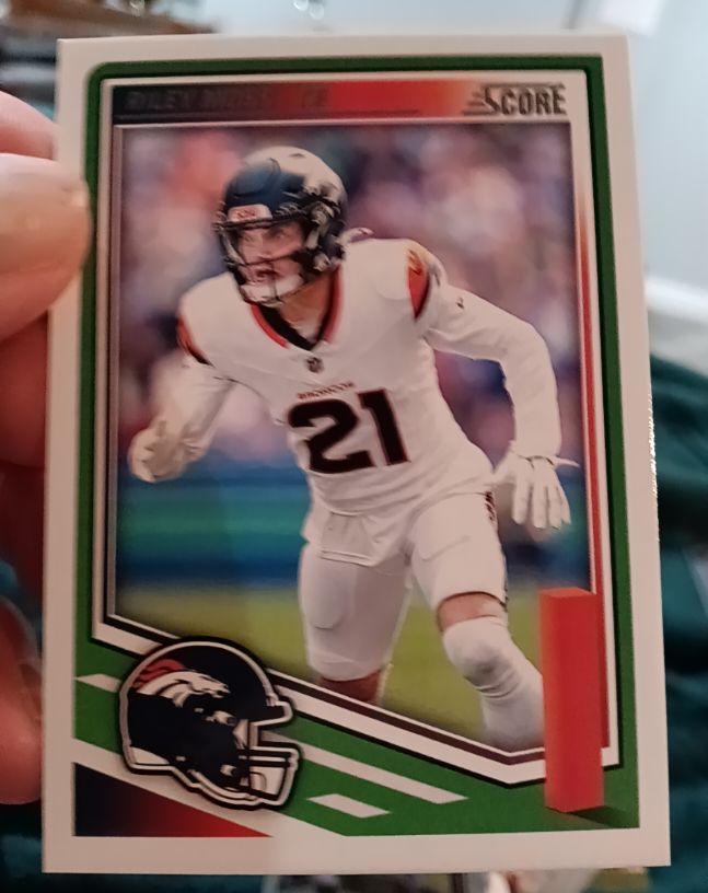 2025 Panini Score #251 Riley Moss — front