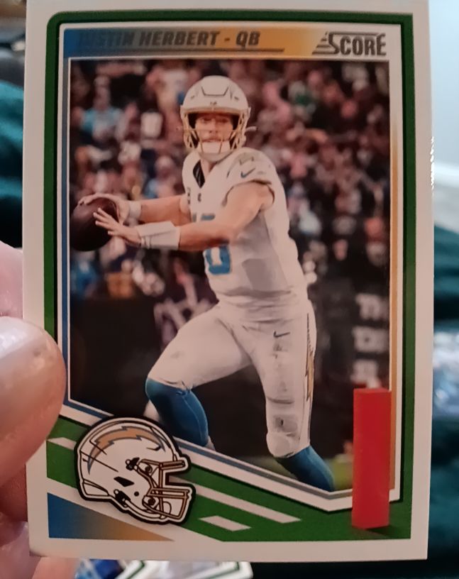 2025 Panini Score #220 Justin Herbert — front