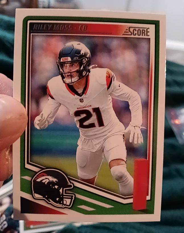 2025 Panini Score #251 Riley Moss — front