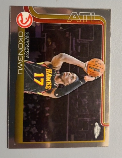 2025-26 Topps Chrome #21 Onyeka Okongwu — front