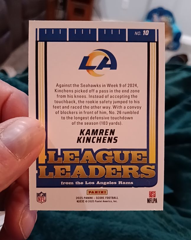 2025 Panini Score #10 Kamren Kinchens — front