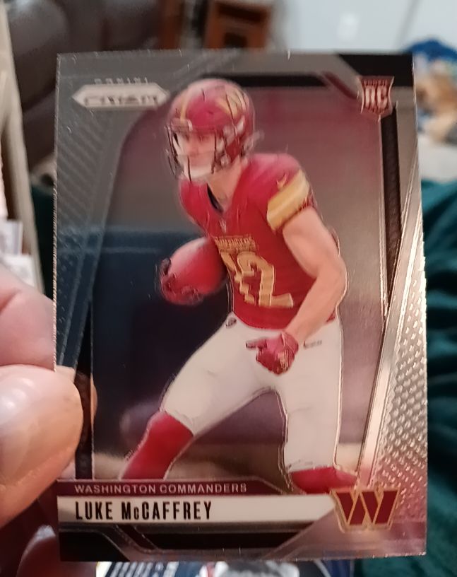 2024 Panini Prizm #367 Luke McCaffrey — front