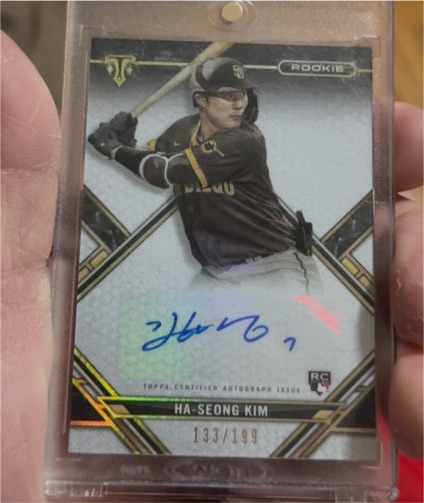 2021 Topps Triple Threads Rookie Autographs #RAC-HK Ha-Seong Kim — front