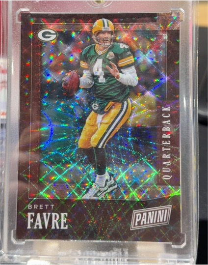 2019 Panini Black Friday #32 Brett Favre — front