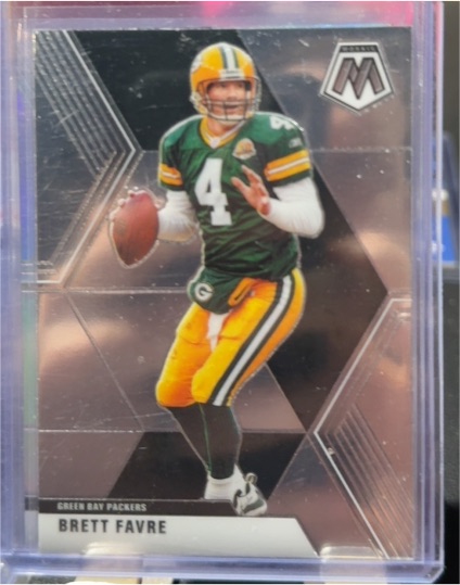 2020 Panini Mosaic #81 Brett Favre — front