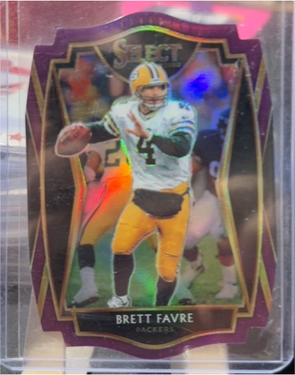 2020 Panini Select Premier Level #131 Brett Favre — front
