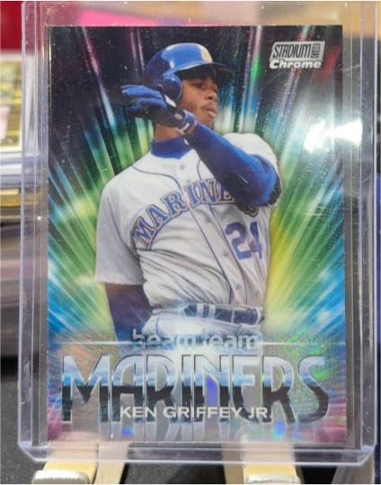 2020 Topps Stadium Club Chrome Beam Team #BT-8 Ken Griffey Jr — front
