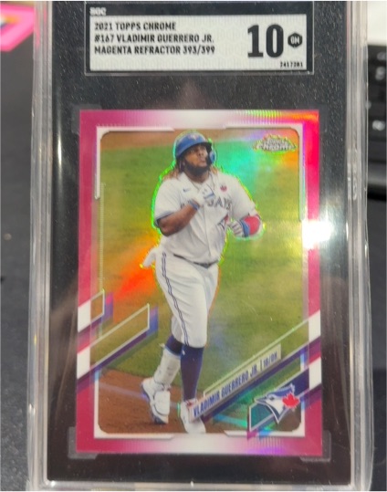 2021 Topps Chrome #167 Vladimir Guerrero Jr. Magenta Refractor — front