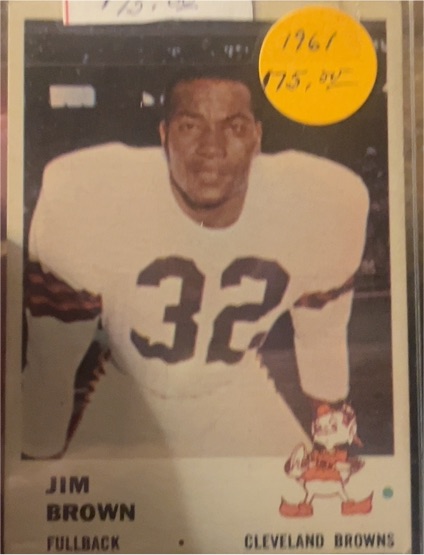 1961 Fleer #11 Jim Brown — front