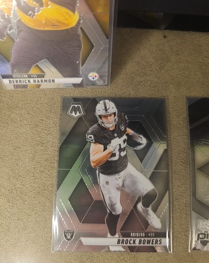 2025 Panini Mosaic #89 Brock Bowers — front