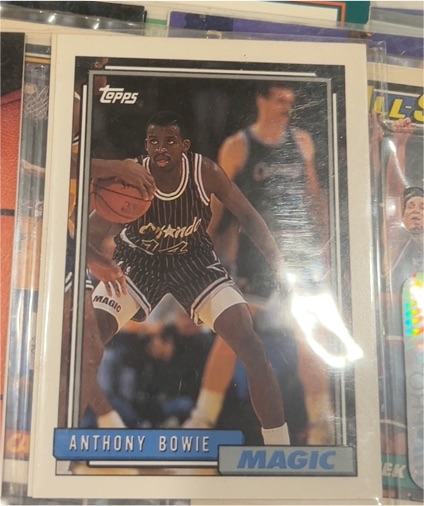 1992-93 Topps #15 Anthony Bowie — front