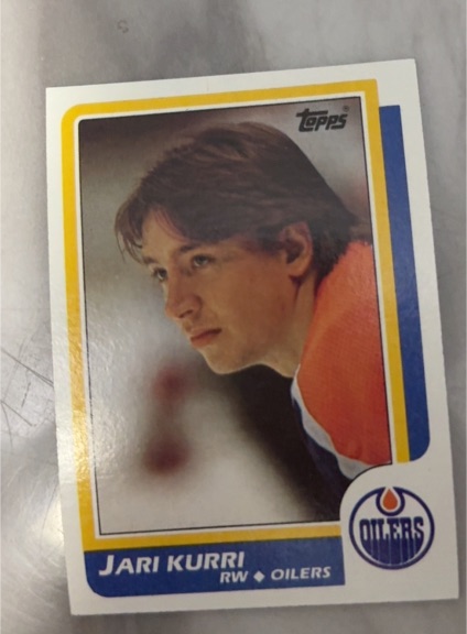 1986-87 Topps #108 Jari Kurri — front