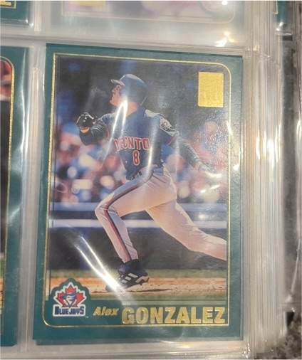 2001 Topps #81 Alex Gonzalez — front